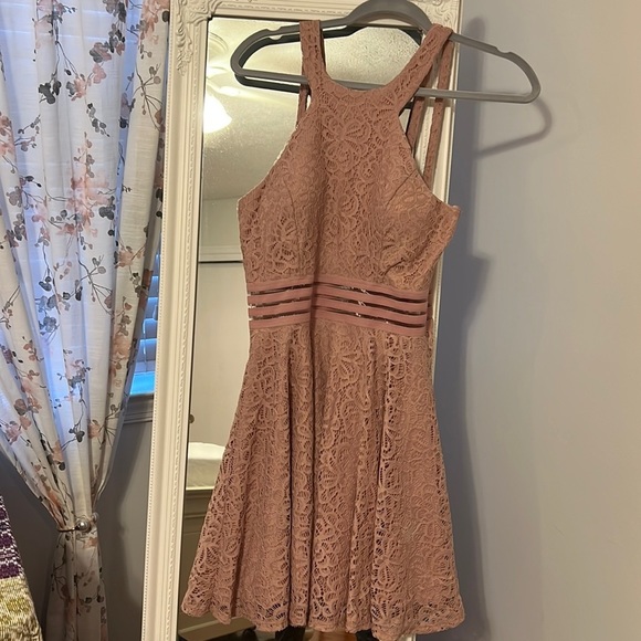 071 City Studio Mauve Skater Dress w lace - Picture 1 of 3